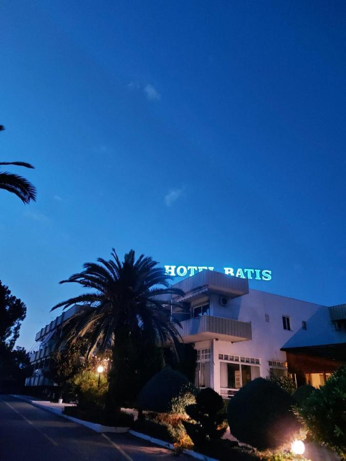 Batis Hotel Livanátai Exteriör bild